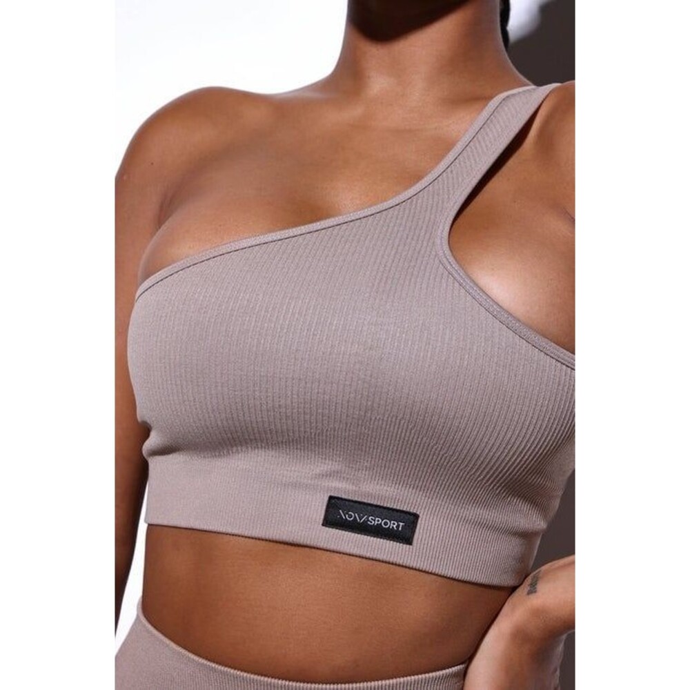 NWT Nova Sport Taupe Effortless Salacia Ribbed Seamless Asymmetrical Sports Bra